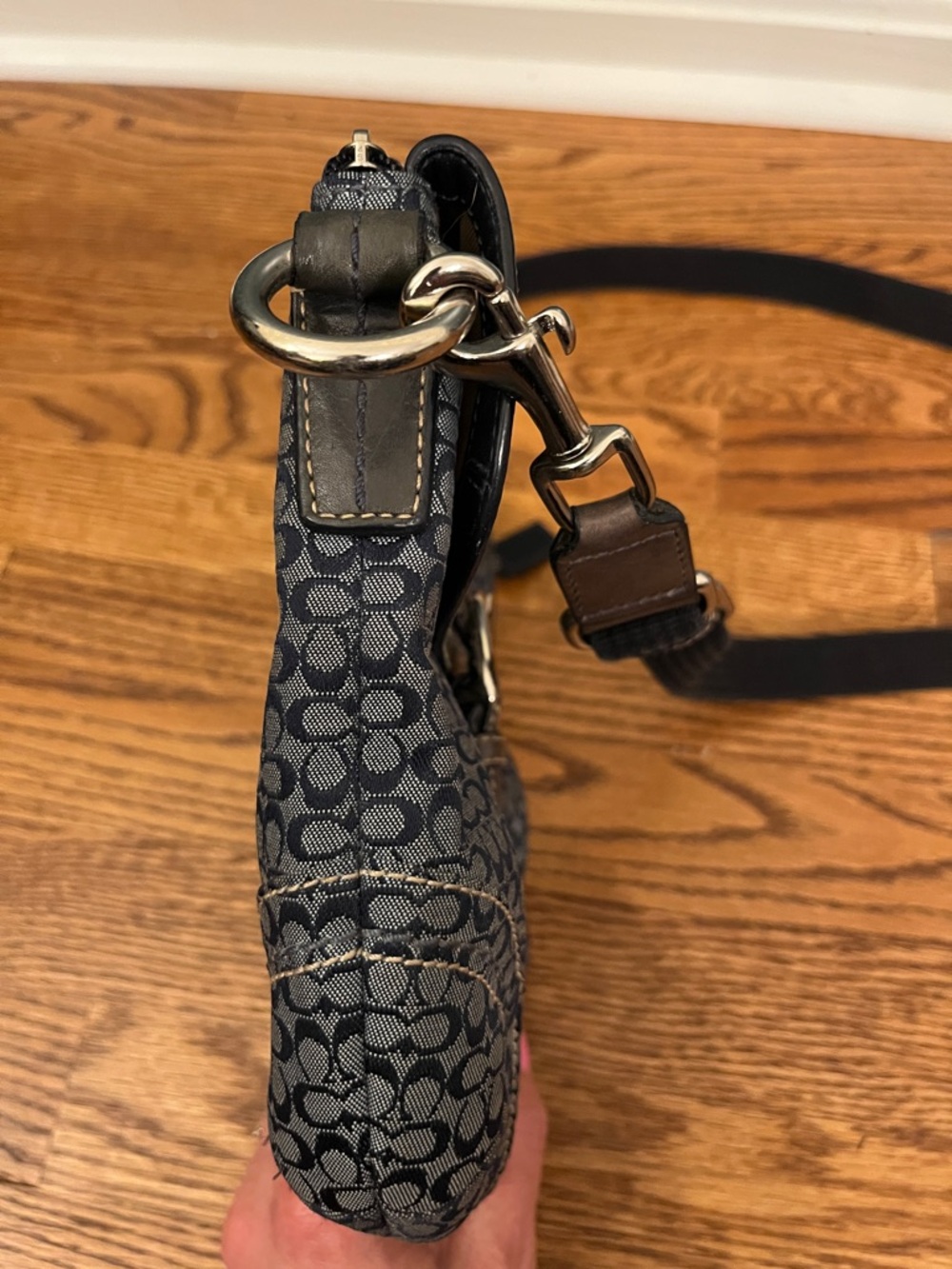 Y2K Coach Soho Mini Signature Bag 44718 Classic Coach Design Navy and Gray COA - Picture 6 of 16